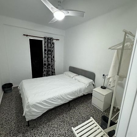 Apartamento De Habitaciones Privadas En El Centro De Malaga Zewnętrze zdjęcie